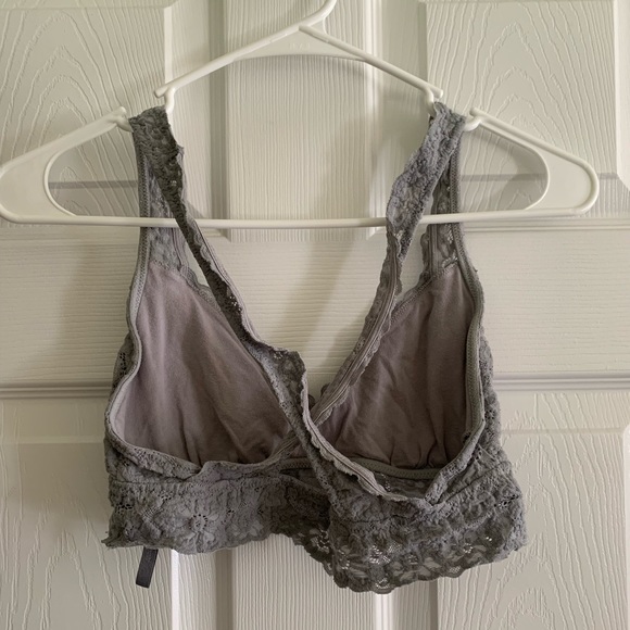 Aerie Bralette - Picture 2 of 3